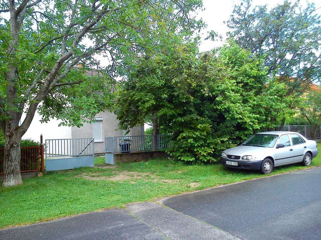 Judit Apartman Vonyarcvashegy Exterior photo